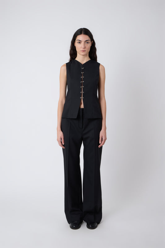 Macondo Vest in Black Wool