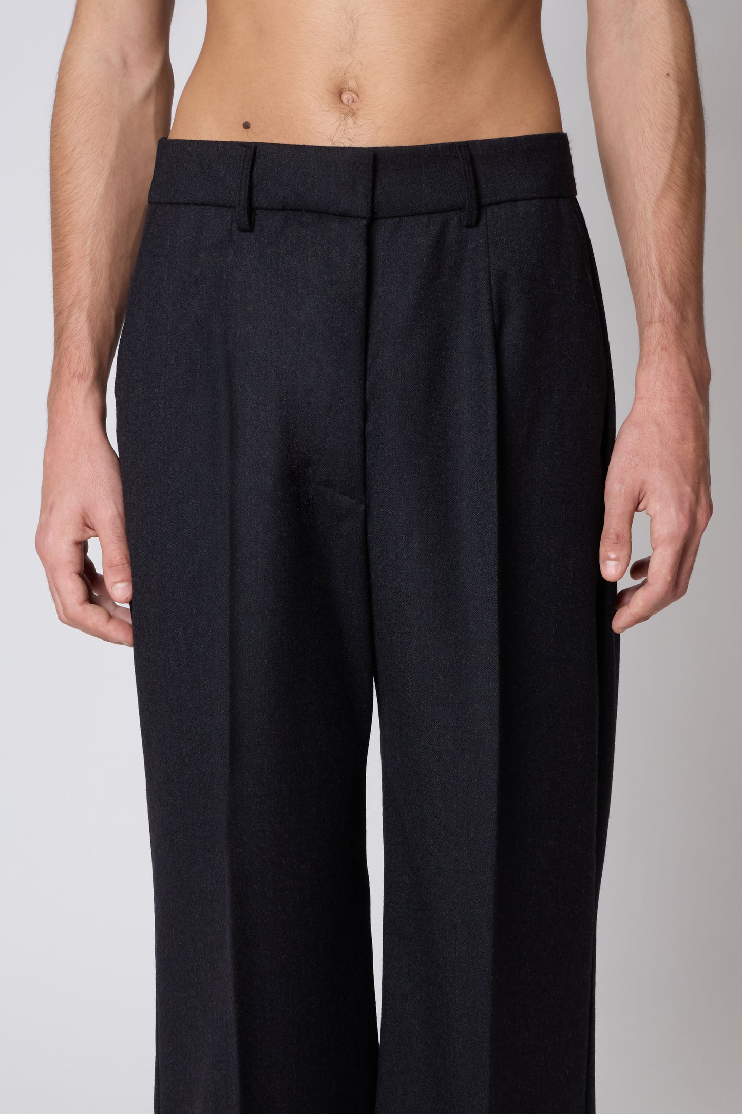 Gaspard Trousers in Black Wool